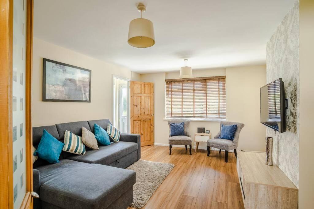 Off Road Parking, Smart Tv In Each Room! Swansea Exterior foto